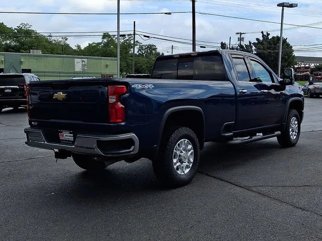 Used 2022 Northsky Blue Metallic Chevrolet LTZ image 7