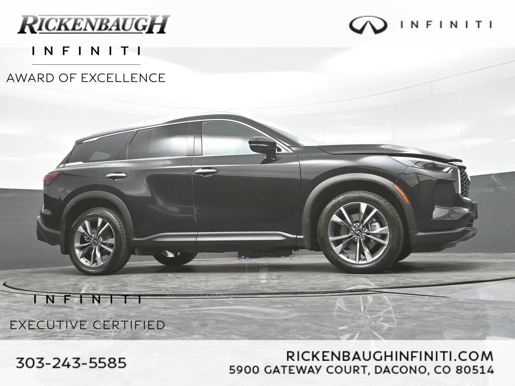 Certified Used 2023 Black INFINITI LUXE image 28