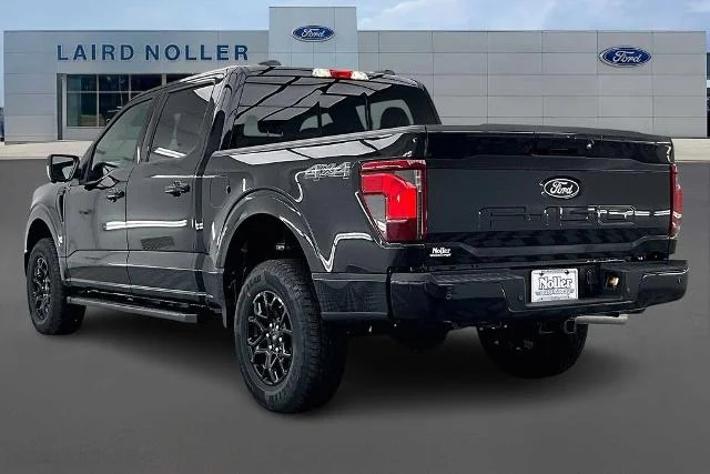 New 2026 Agate Black Metallic Ford XLT image 3