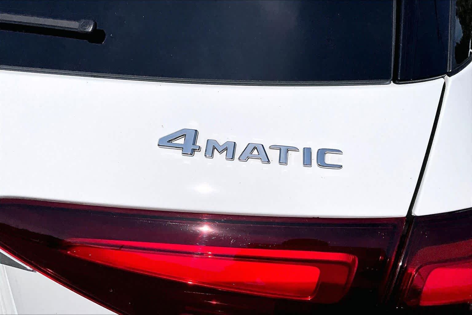 Used 2024 Polar White Mercedes-Benz GLE 450 image 10