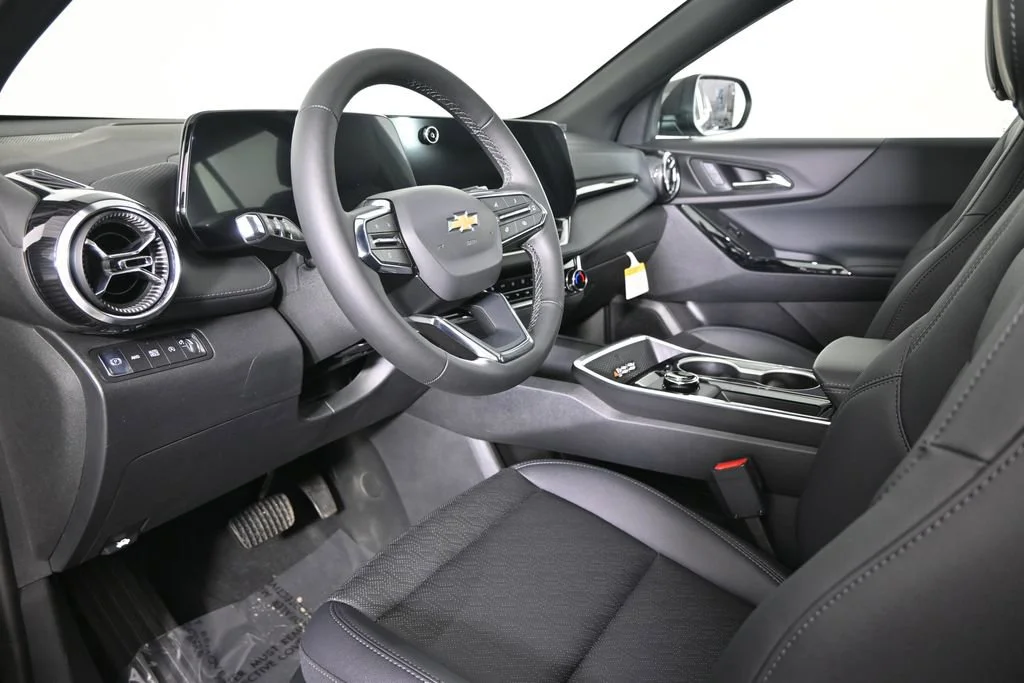 New 2026 Mosaic Black Metallic Chevrolet LT image 22