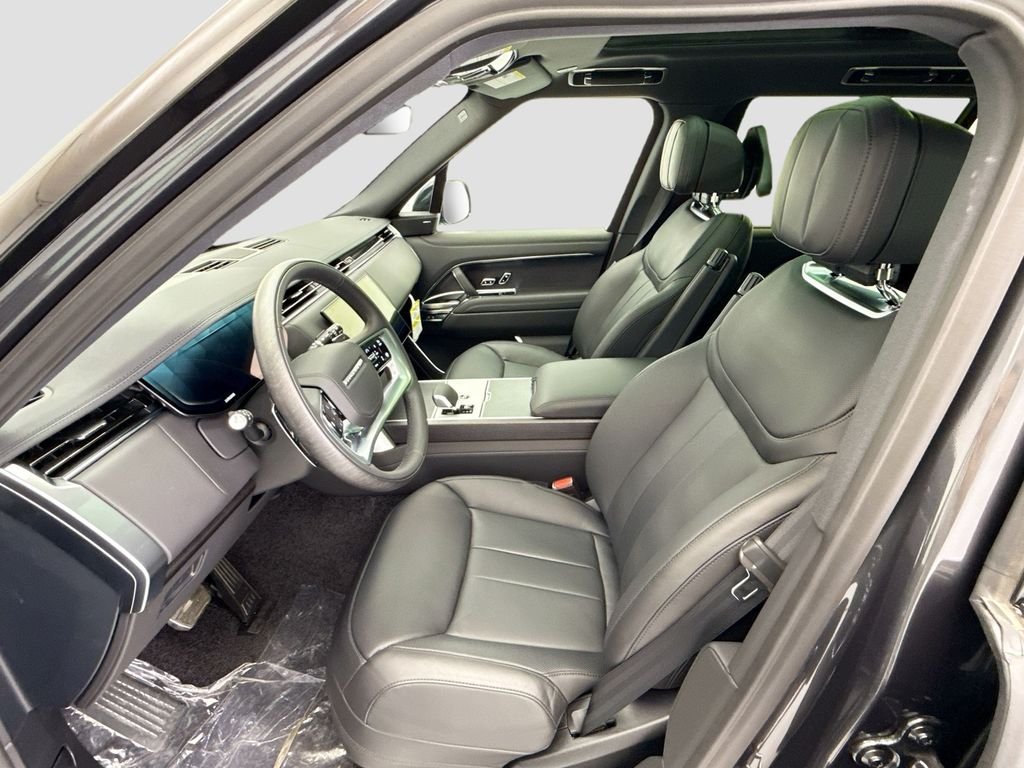 New 2026 Carpathian Gray Premium Metallic Land Rover SE image 17