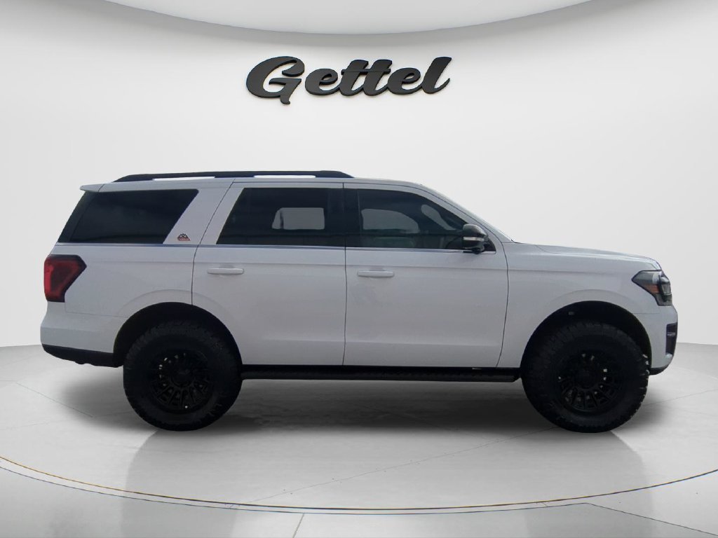 Used 2022 White Ford Timberline image 4