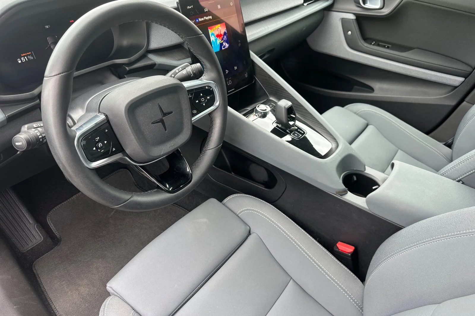 Used 2023  Polestar Long Range Dual Motor image 9