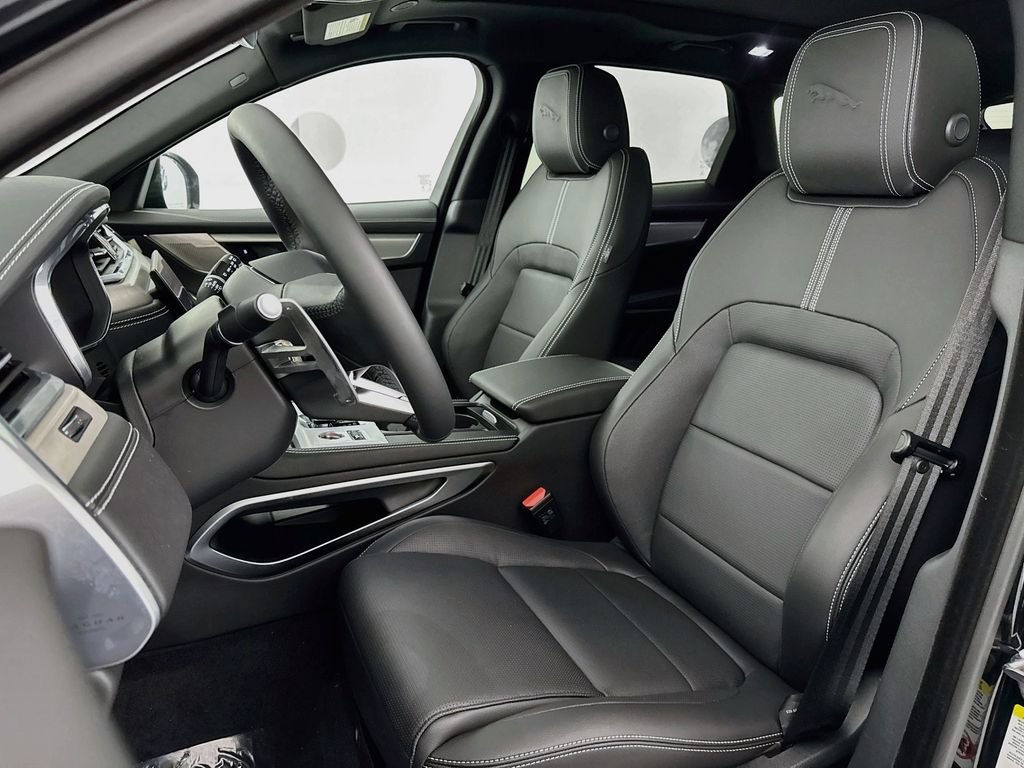 2026 Jaguar F-Pace R-Dynamic S - Photo 21