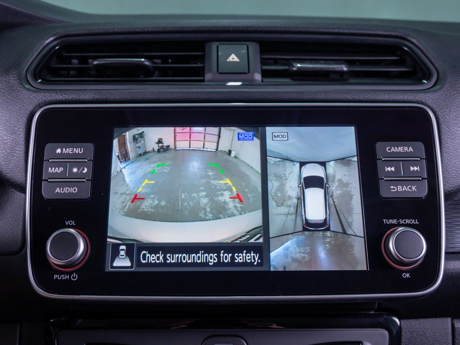 Used 2022 Brilliant Silver Nissan SV PLUS image 25