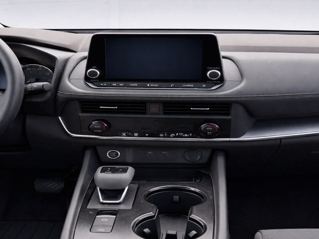 Used 2023 White Nissan SV image 19