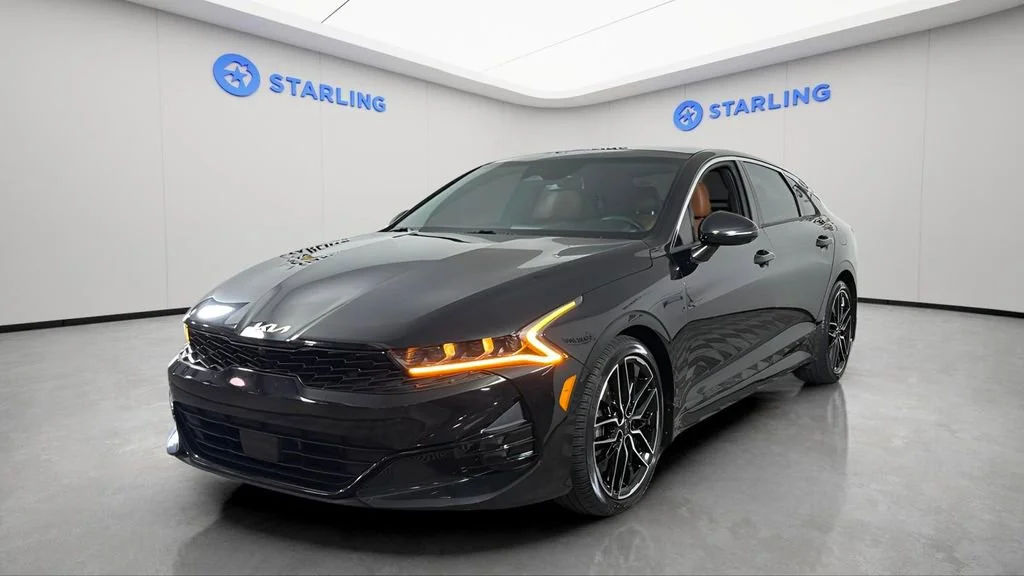 Used 2023 Black Kia GT image 16
