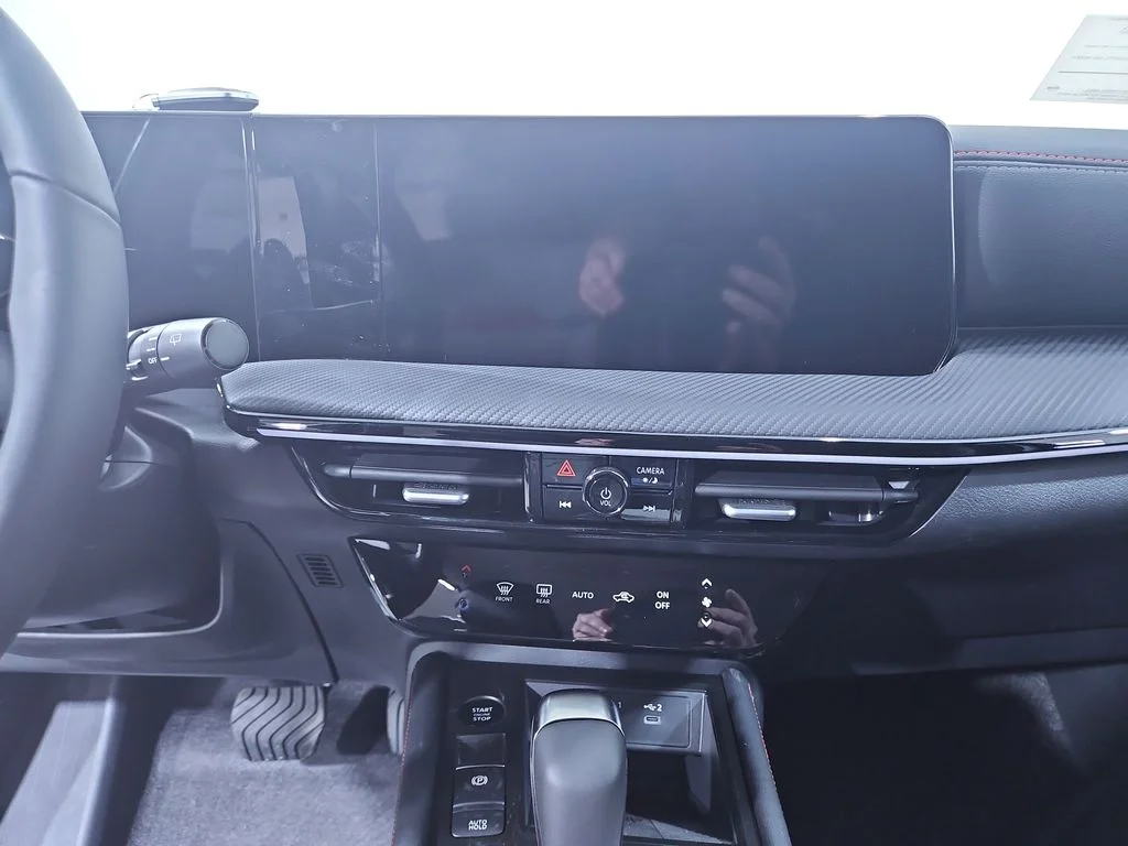 2025 Nissan Kicks SR AWD - Photo 18