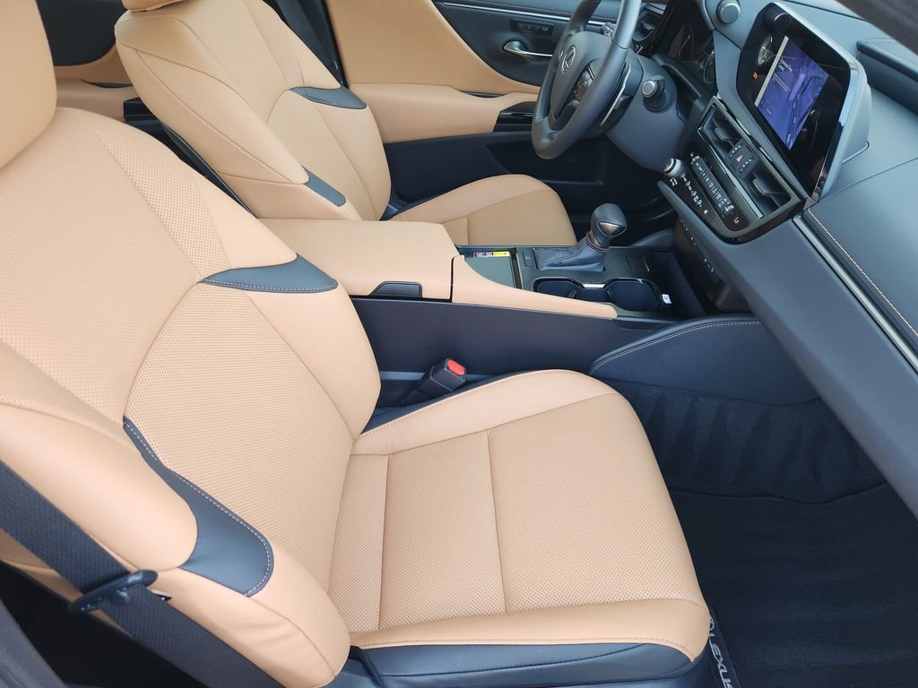 Certified Used 2025 Mica Lexus 350 PREMIUM image 14