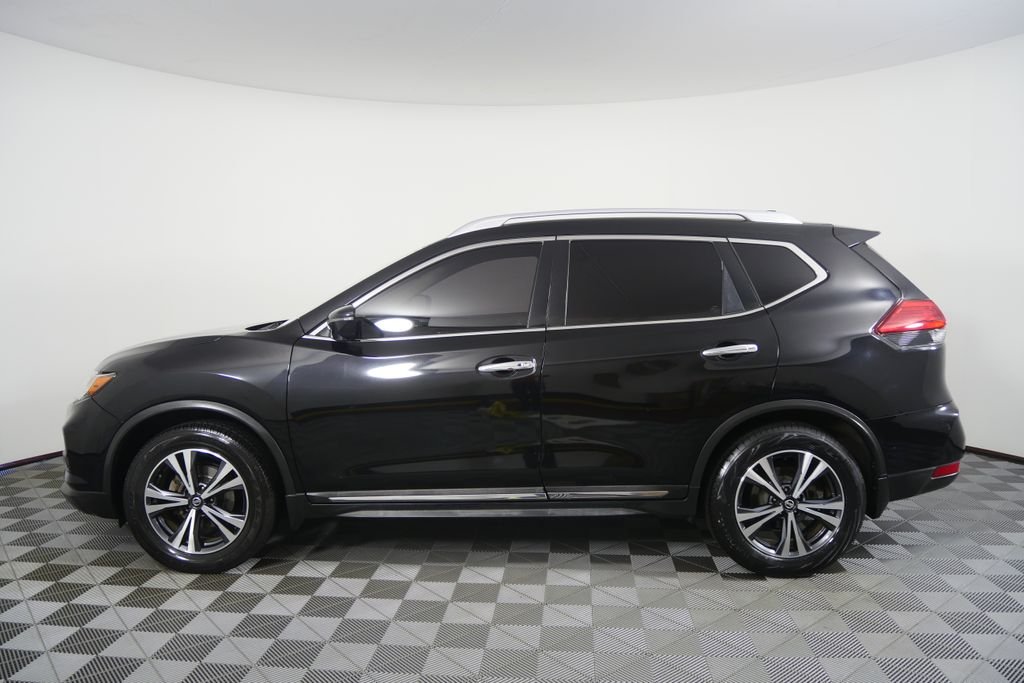 Used 2017 Nissan Rogue SL with VIN JN8AT2MT7HW406012 for sale in Duluth, GA