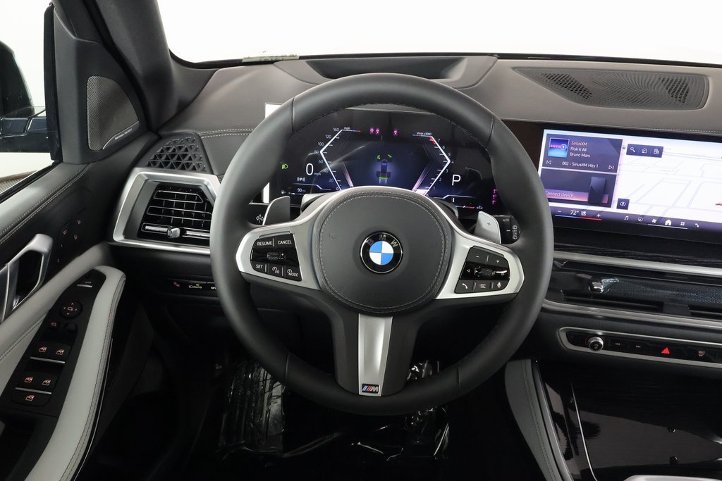 New 2026 Black Sapphire Metallic BMW xDrive40i image 3