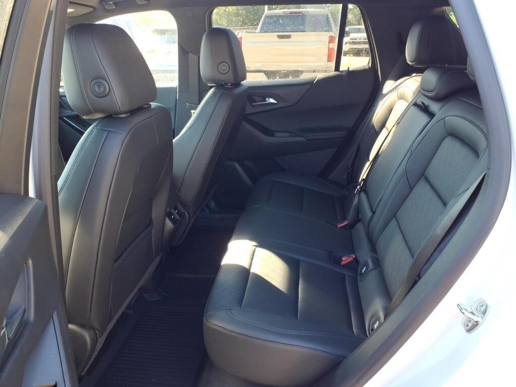 New 2027 Summit White Chevrolet AWD LT image 6