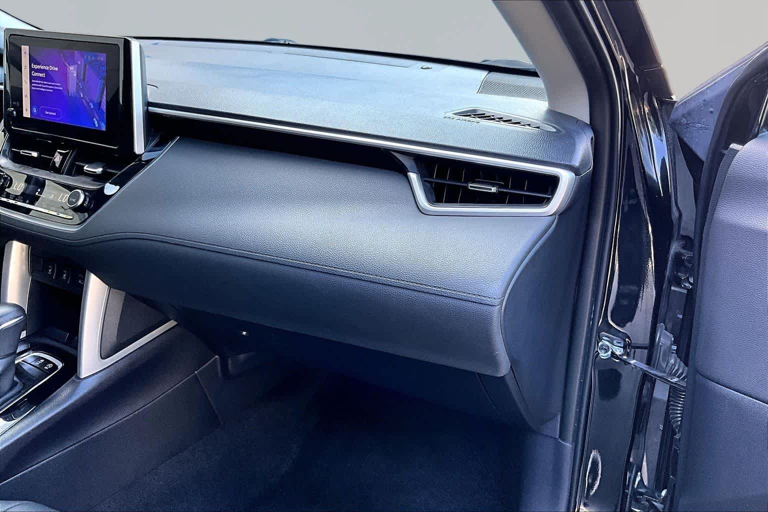 Used 2025 Jet Black Toyota XLE image 19