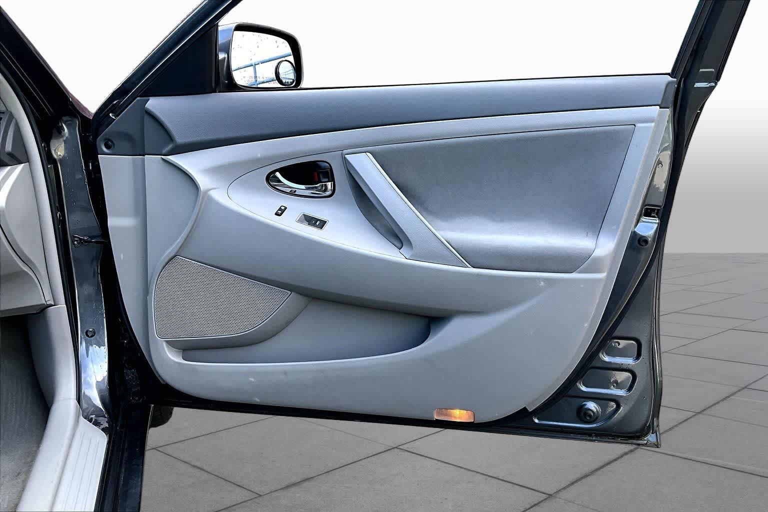 Used 2010 Magnetic Gray Metallic Toyota LE image 22