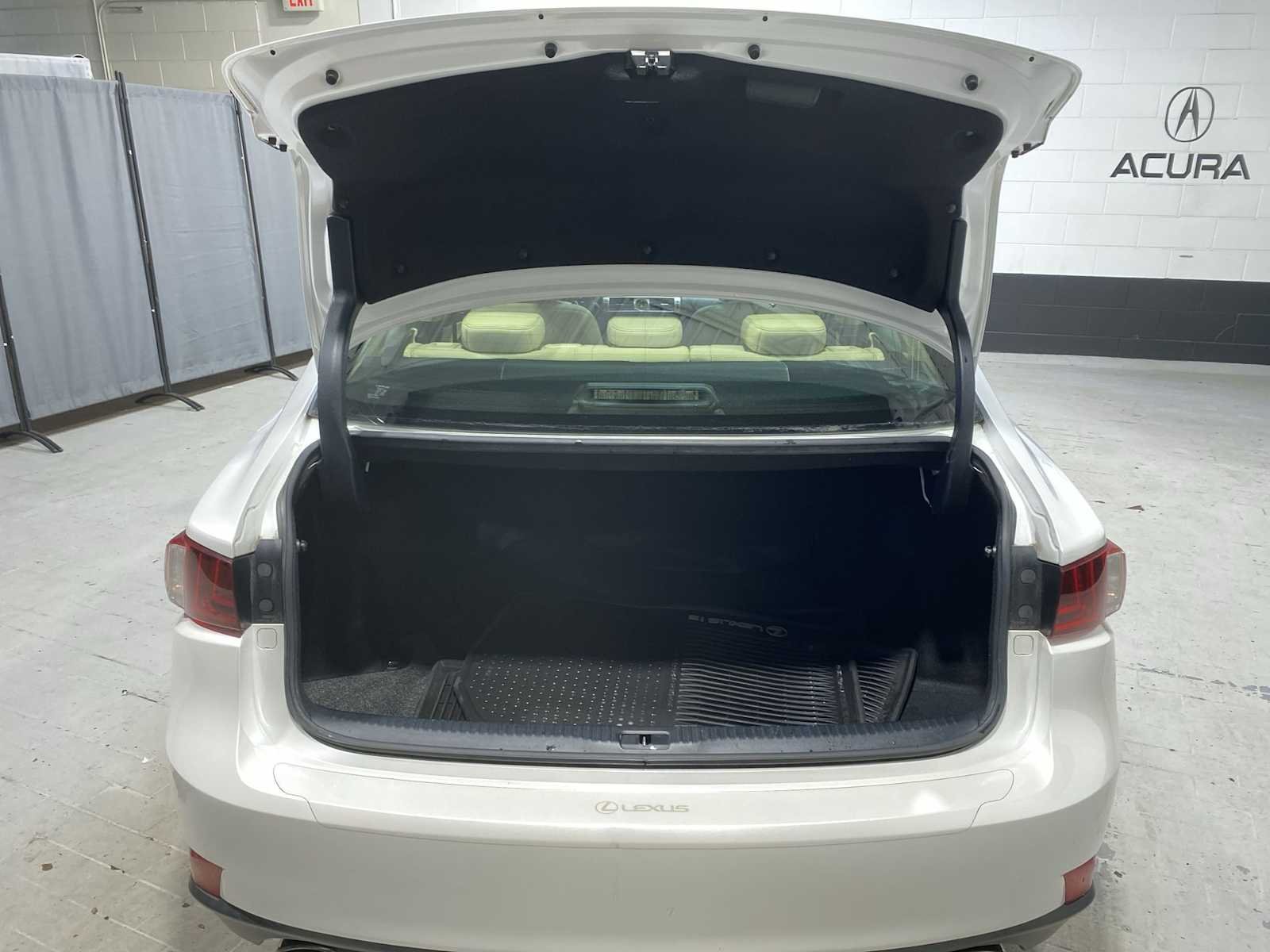 Used 2016 Eminent White Pearl Lexus  image 19