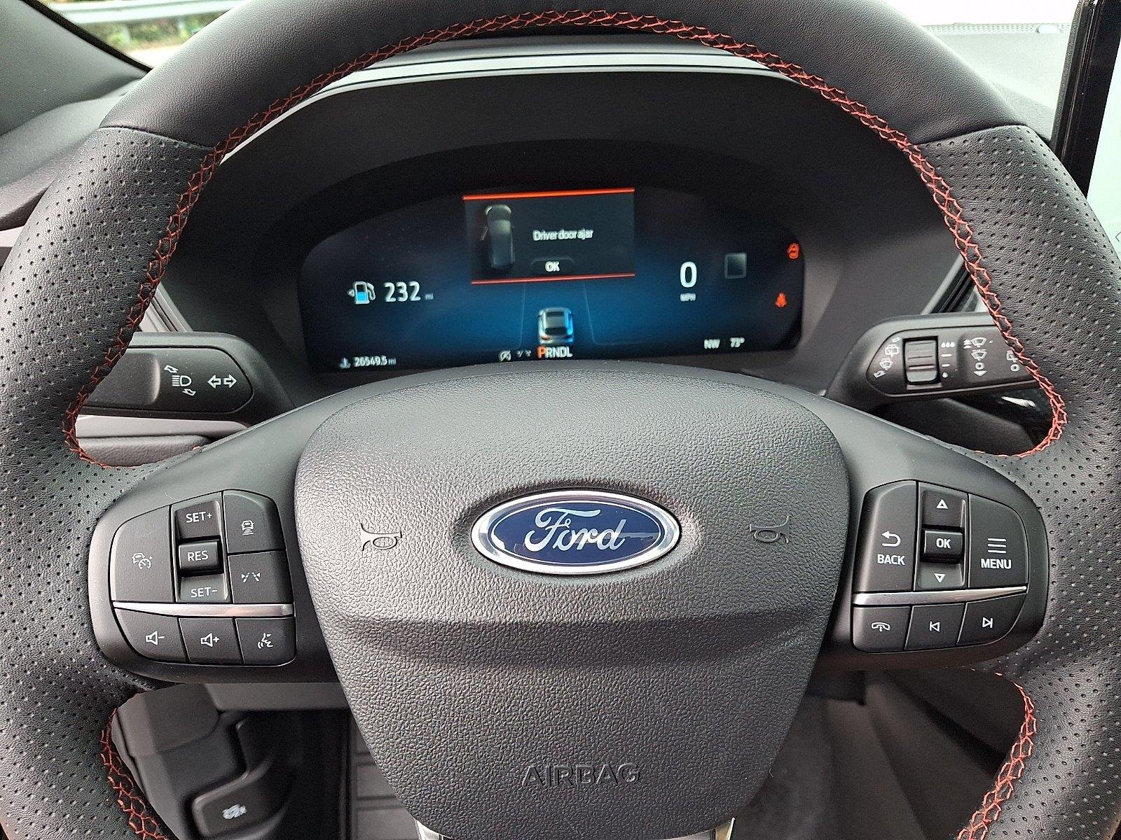 Used 2023 Agate Black Metallic Ford ST-Line Select image 21