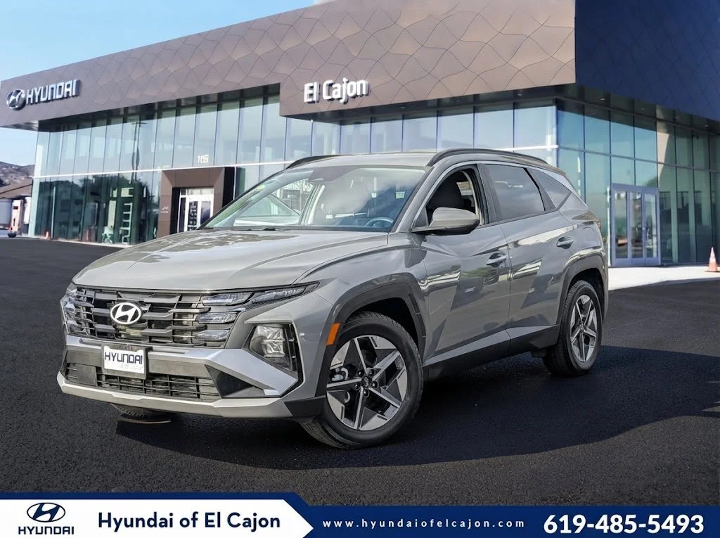 Used 2025 Gray Hyundai SEL image 1