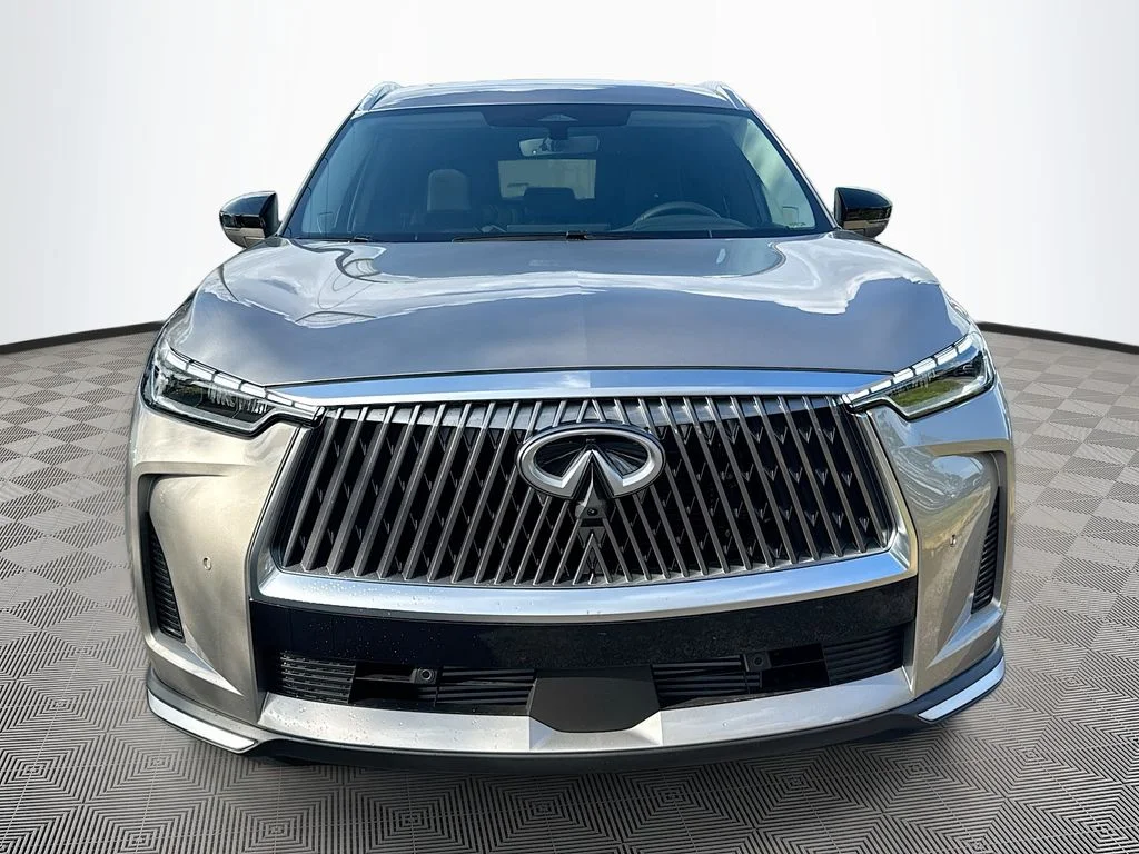 Certified Used 2026 Silver INFINITI LUXE image 2