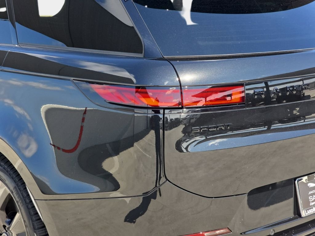 2025 Land Rover Range Rover Sport Dynamic SE - Photo 12