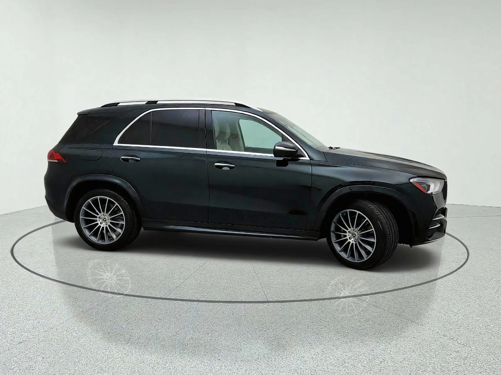 Certified Used 2023 Emerald Green Metallic Mercedes-Benz GLE 450 image 6