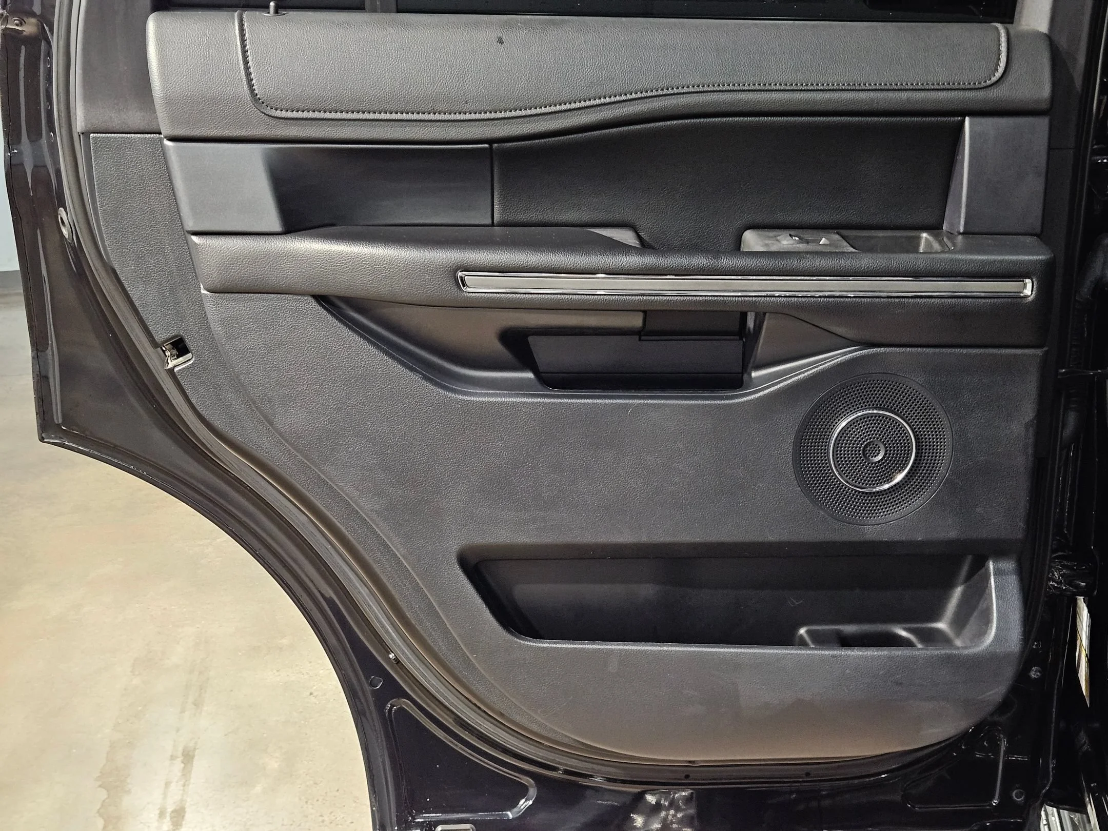 Used 2020 Agate Black Ford XLT image 34