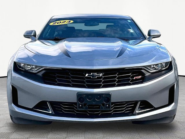 Used 2024 Sharkskin Metallic Chevrolet 1LT image 2