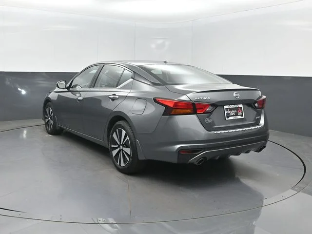 Used 2019 Gray Nissan 2.5 SL image 31