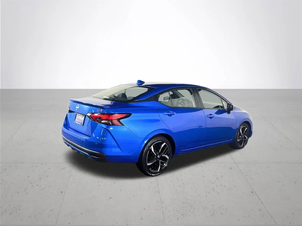 Used 2024 Blue Nissan 1.6 SR image 6
