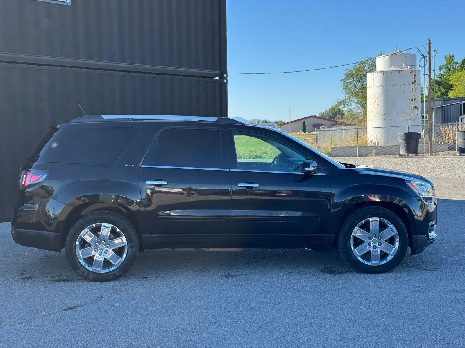 Used 2017 Black GMC Limited image 3