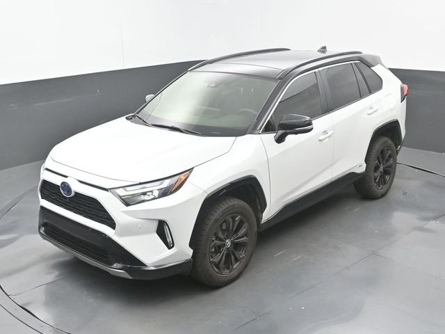 Used 2024 Wind Chill Pearl/Midnight Black Metallic Toyota XSE image 16