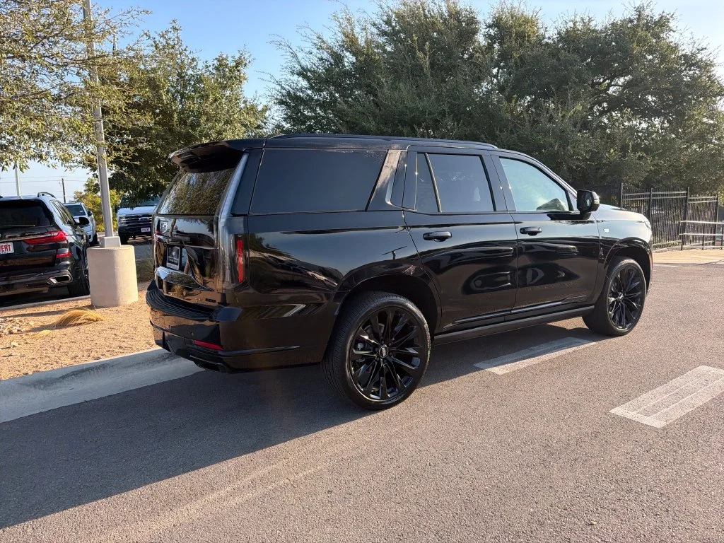 2026 Cadillac Escalade Platinum Sport - Photo 9