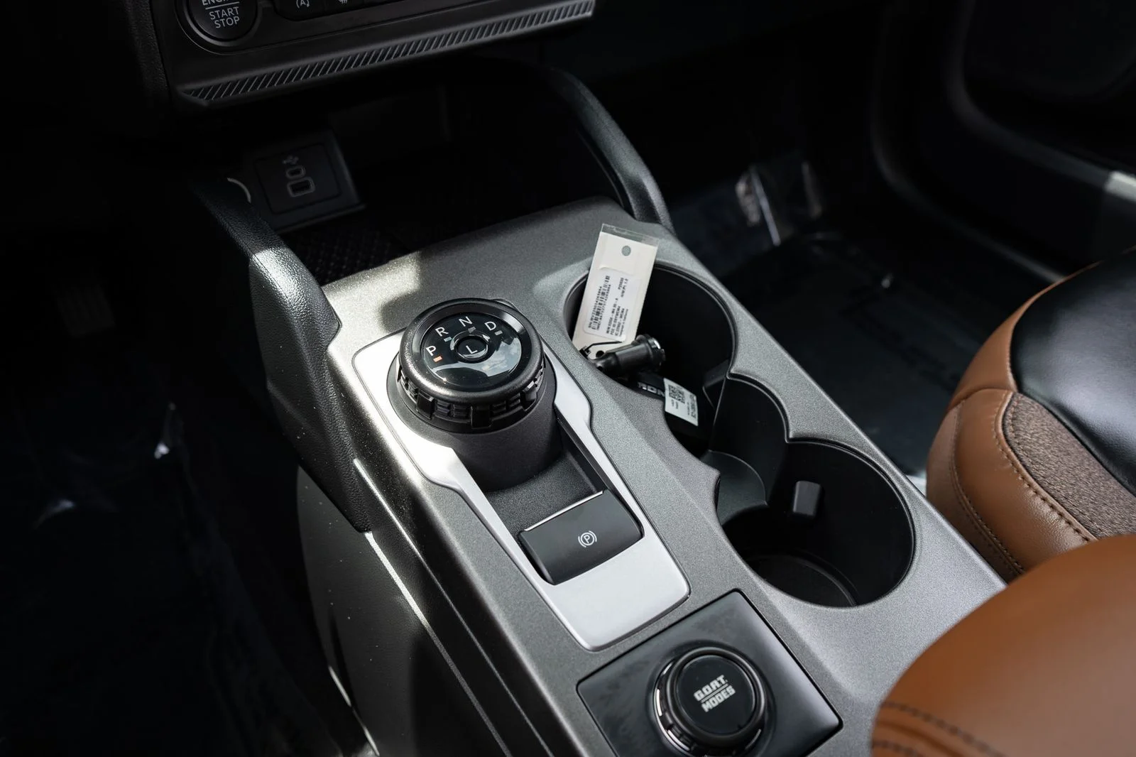 New 2026 Carbonized Gray Metallic Ford Outer Banks® image 27