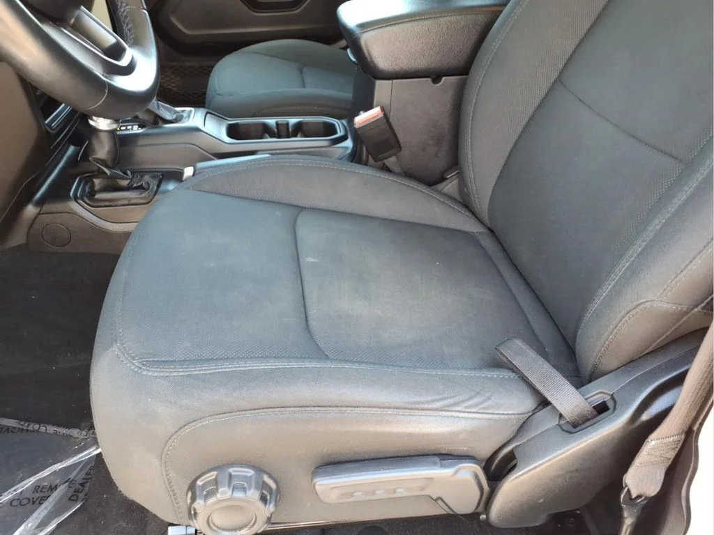 Used 2022 White Jeep Unlimited Willys image 17