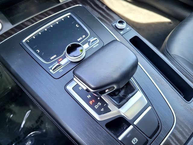 Used 2020 White Audi 55 Premium image 19