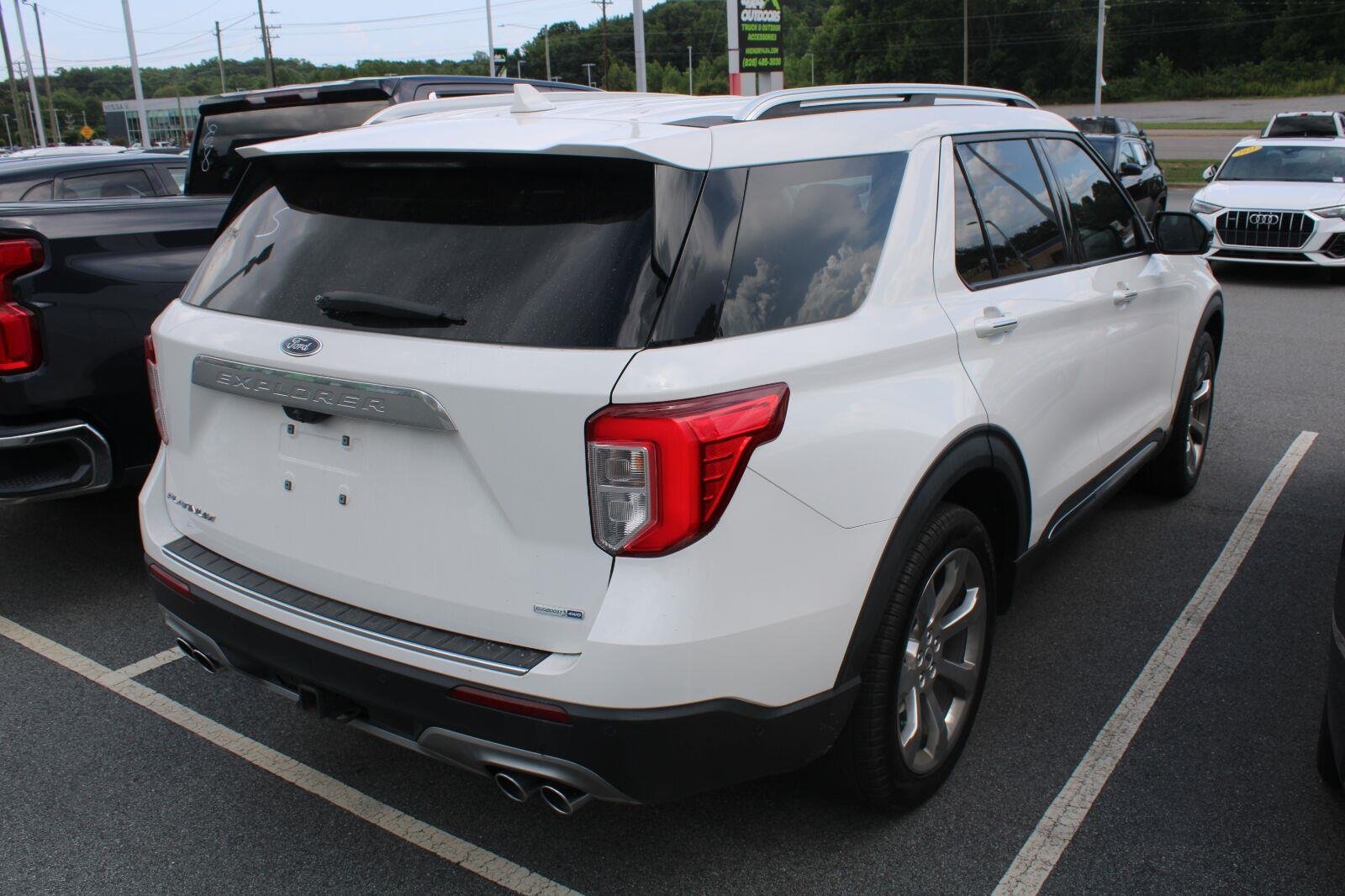 Used 2020 Star White Metallic Tri-Coat Ford Platinum image 6