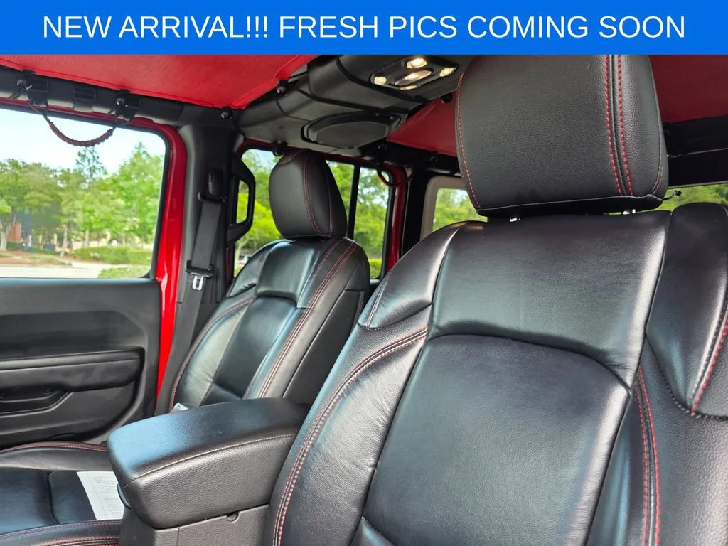 Used 2021 Red Jeep Sport Altitude 4x4 image 13