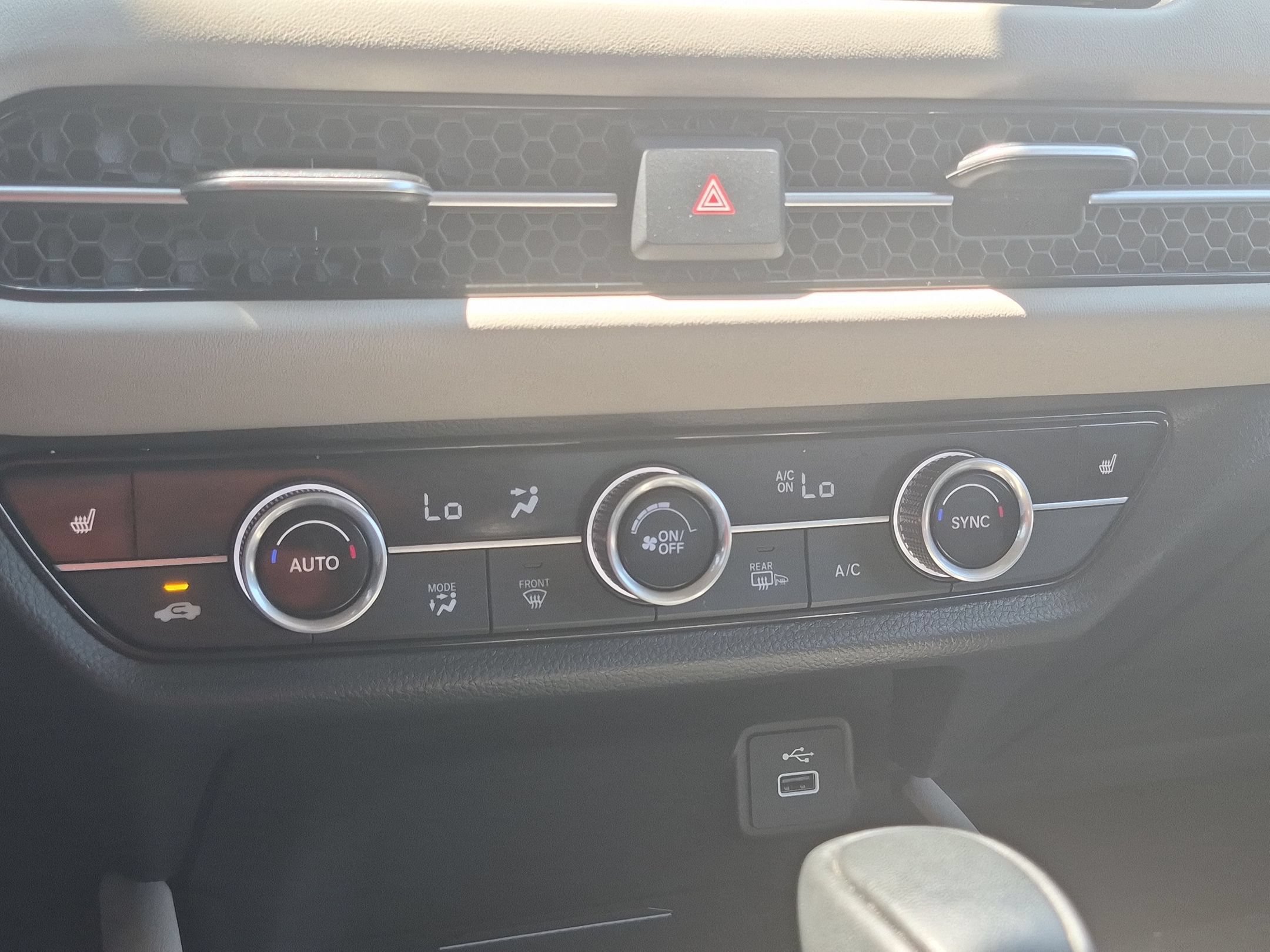 2025 Honda HR-V EX-L - Photo 22