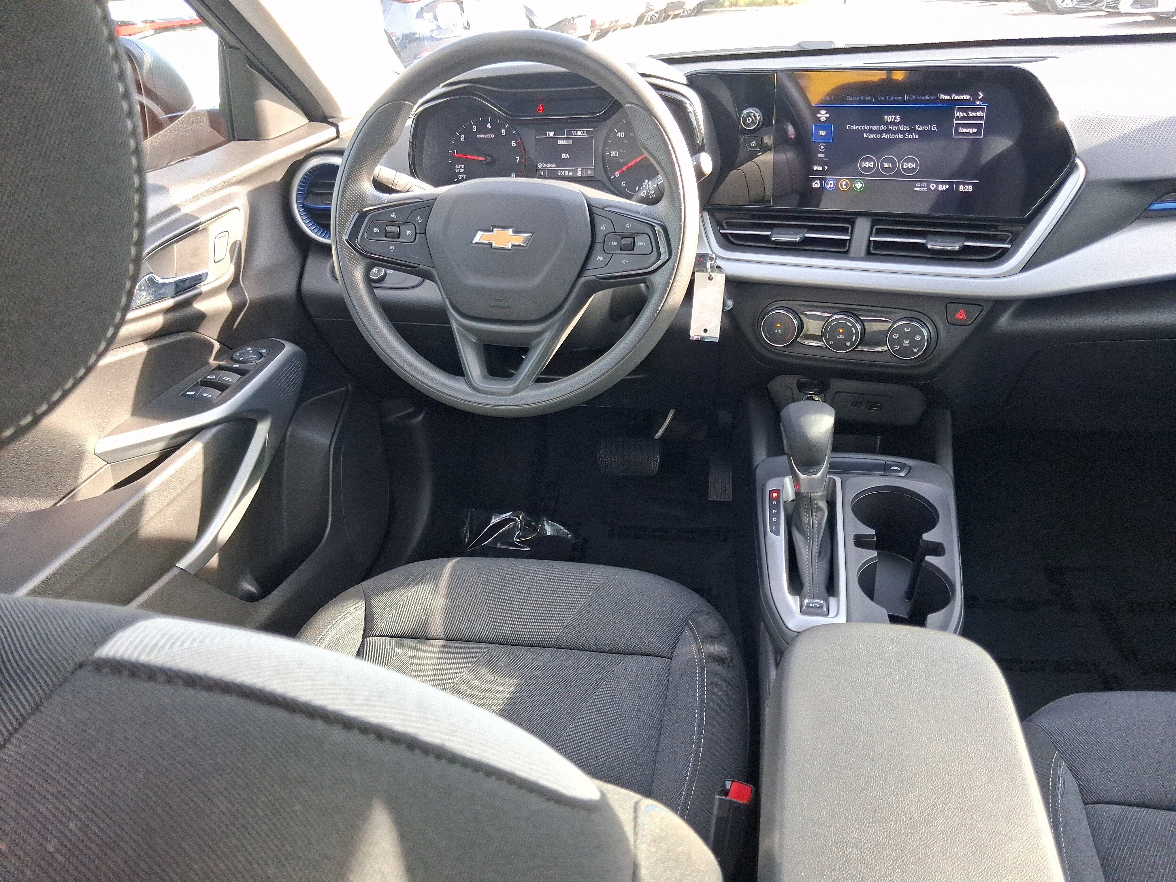 Used 2025 Gray Chevrolet LS image 10