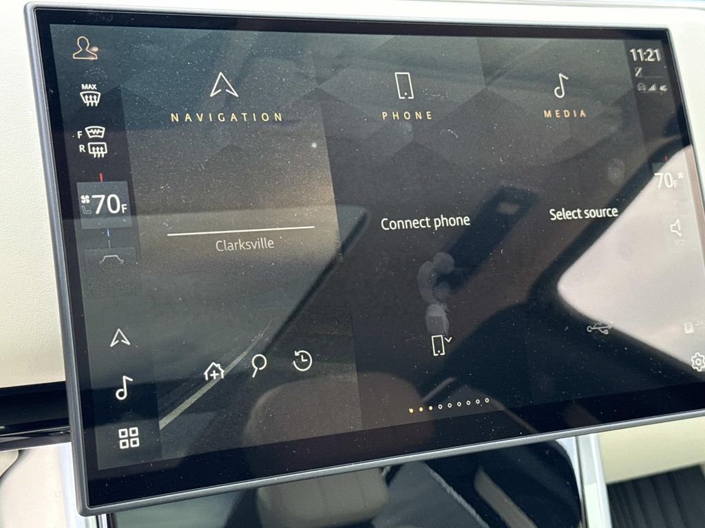 New 2026 Varesine Blue Land Rover SE 7 Seats image 3