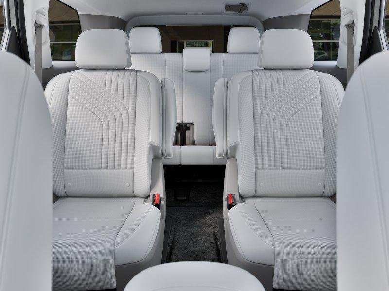 New 2027 Shimmering Silver Hyundai SEL 7P image 12