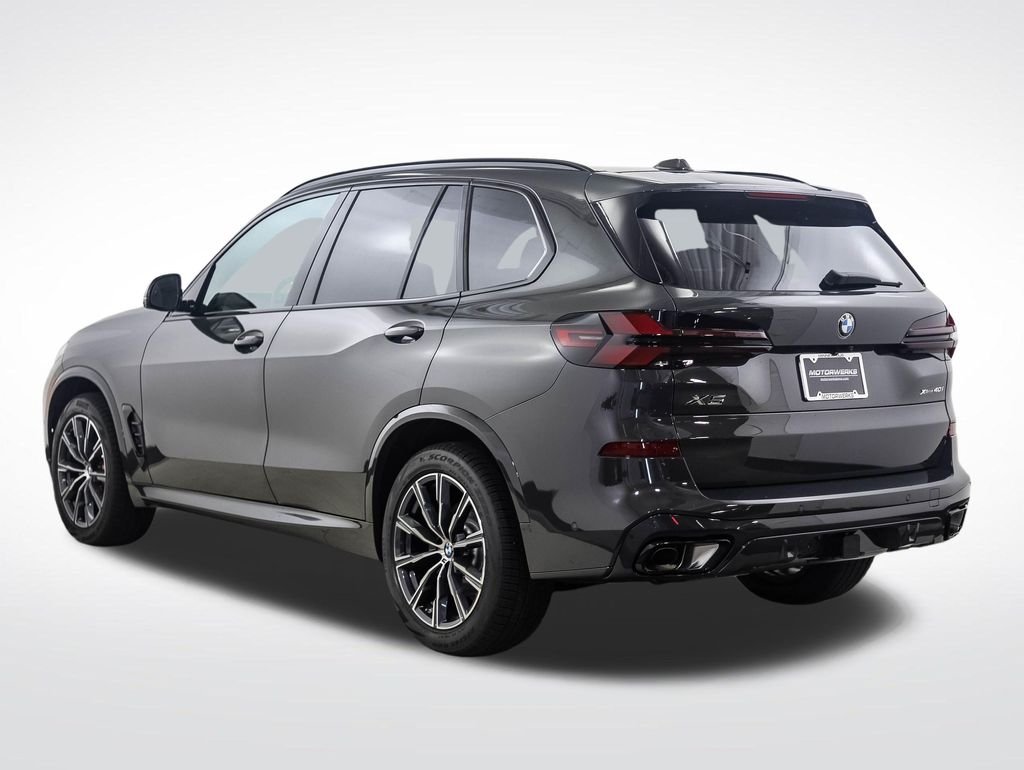 New 2026 Gray Metallic BMW xDrive40i image 3