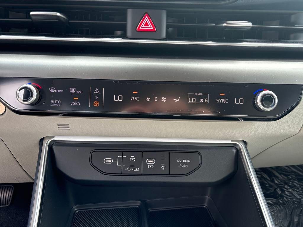 2026 Kia Carnival SX - Photo 23