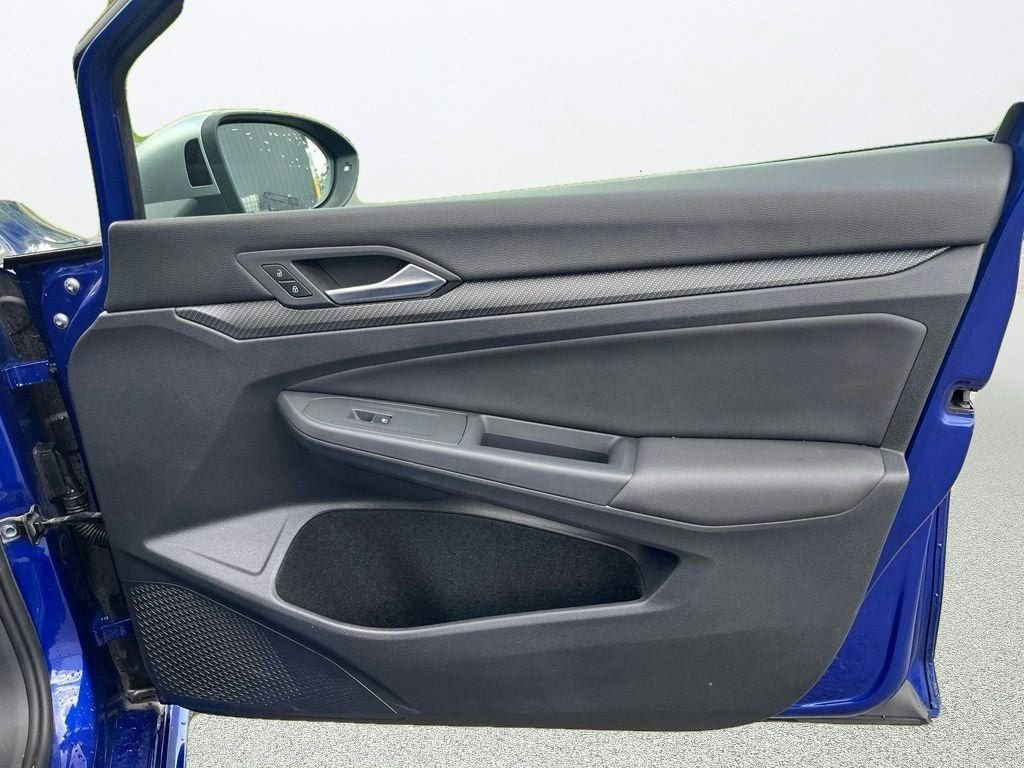 Used 2022 Blue Volkswagen 2.0T image 11