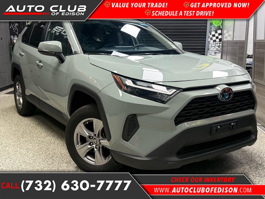 2023 Toyota RAV4 XLE