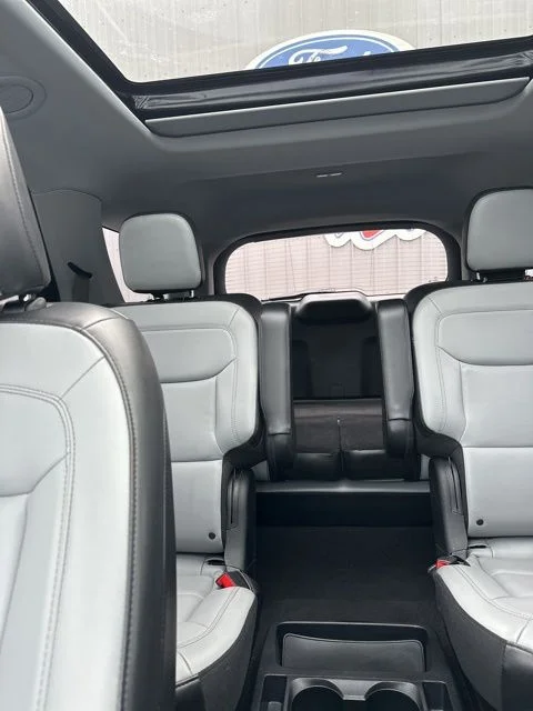 Used 2021 Black Ford XLT image 27