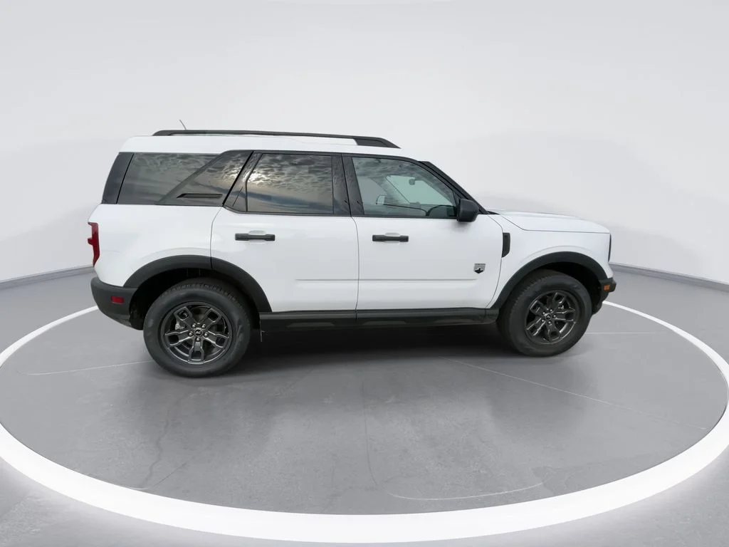 Used 2022 White Ford Big Bend image 9