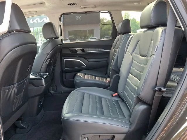 Certified Used 2024 Green Kia SX-Prestige image 11