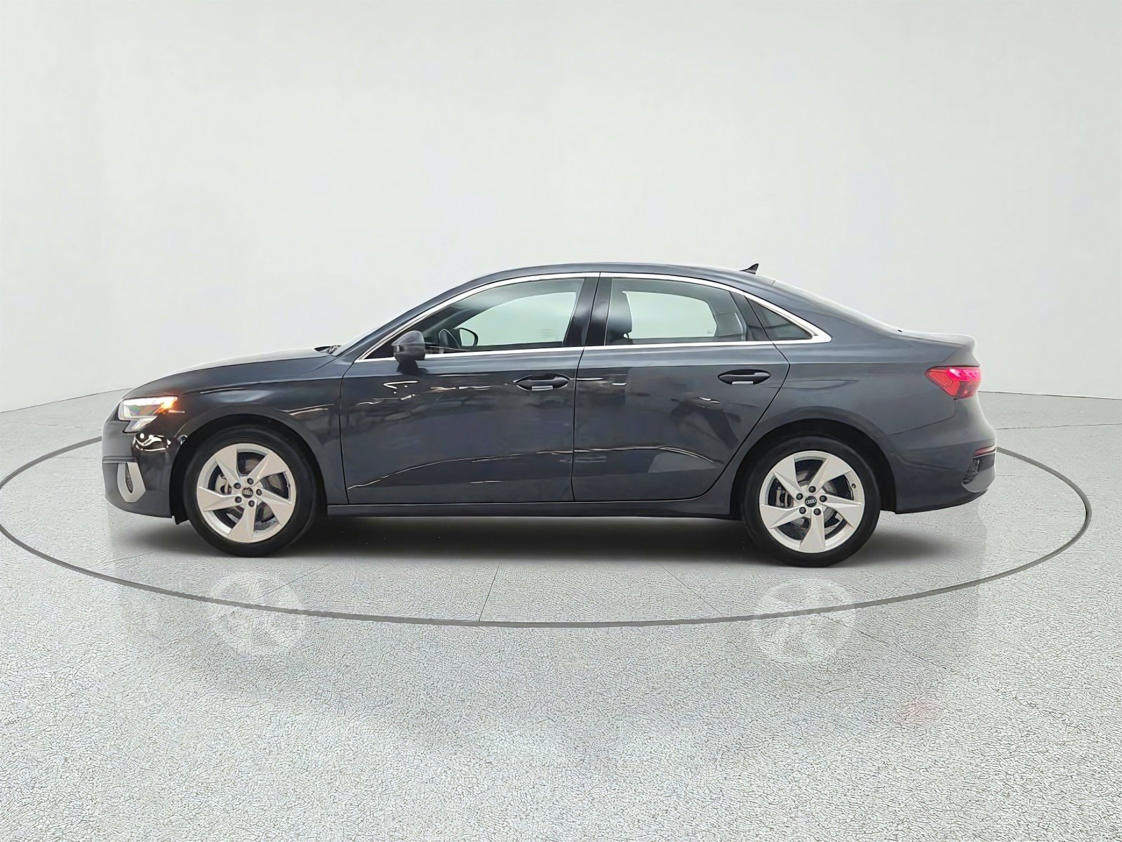 Used 2023 Manhattan Gray Metallic Audi Premium image 8