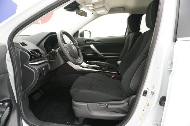 New 2026 White Diamond Mitsubishi LE 1.5T S-AWC image 15